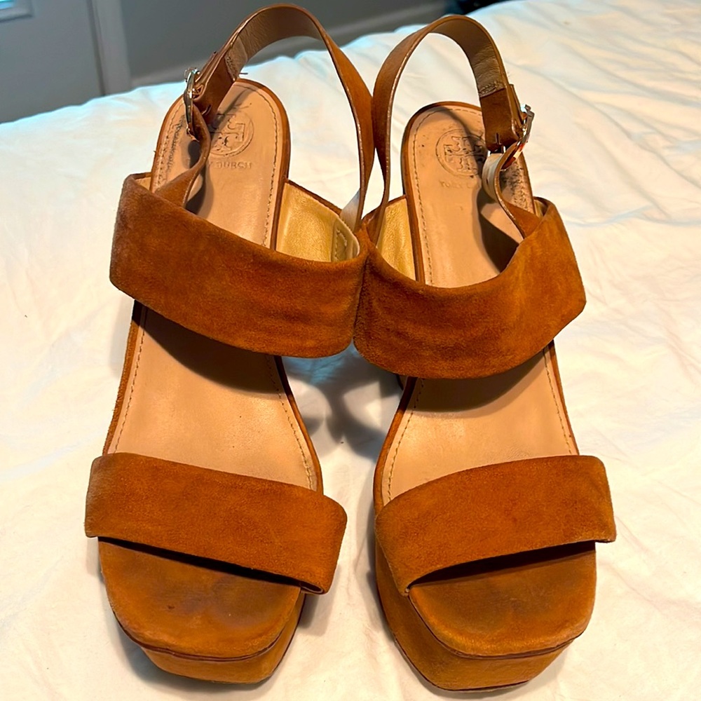 Tory Burch wedge sandals - Picture 2 of 5